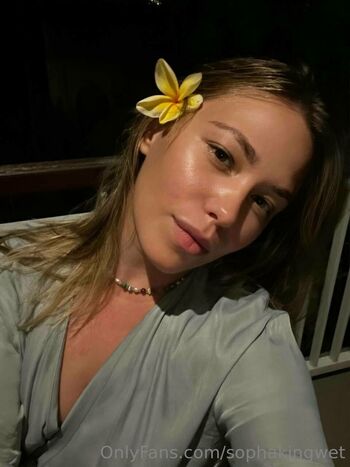 𝐏𝐡𝐚𝐭𝐚𝐬𝐬 𝐒𝐨𝐩𝐡my lives are / sophakingsweet nude photo #29