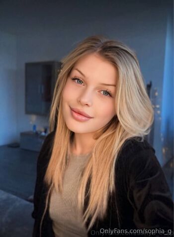 Sophi / sophia_g nude photo #36