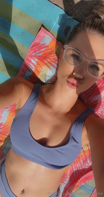 Sophia / sophiakylefree nude photo #26