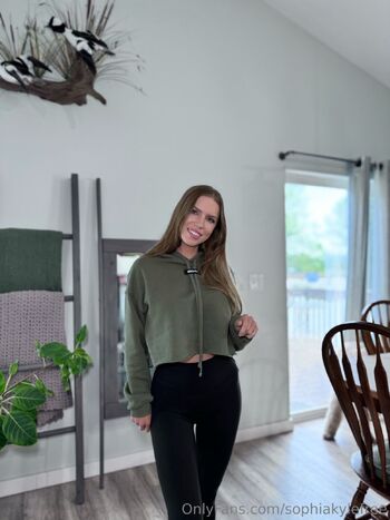 Sophia / sophiakylefree nude photo #29