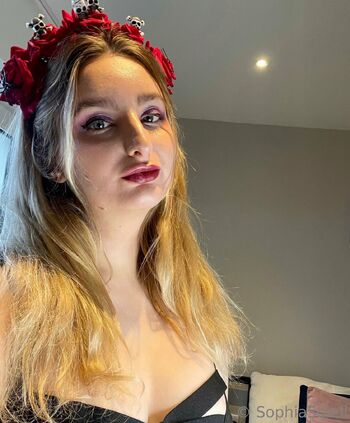 Sophi / sophiasoleilfree nude photo #26
