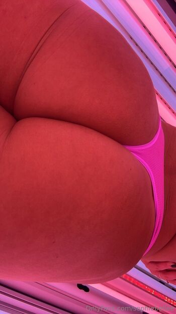 Sophie Bell / sophiebellee nude photo #13