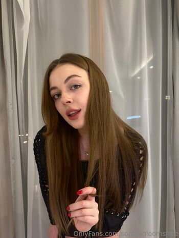 sophi / sophiebloomsfree nude photo #16