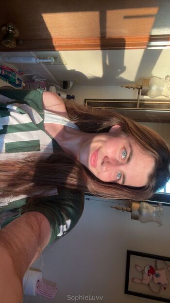 Sophie / sophieluvv nude photo #14