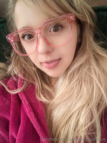 Sophie / sophies_playhouse nude photo #7