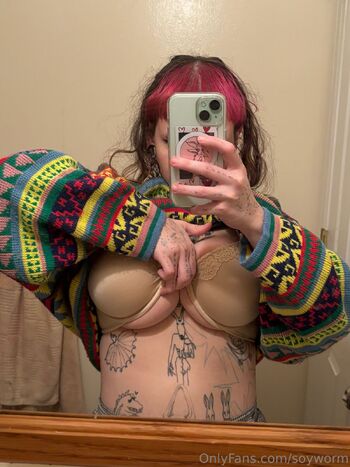 3 / soyworm nude photo #25