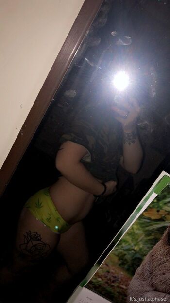 OnlyFans / spaced._.out66 nude photo #29