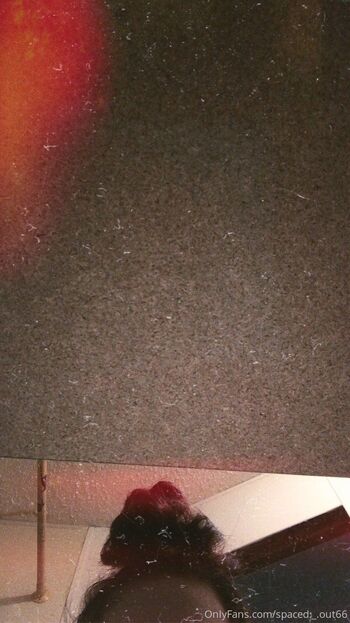 OnlyFans / spaced._.out66 nude photo #34