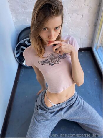 Sara Sparkles / sparkle_saraa nude photo #17