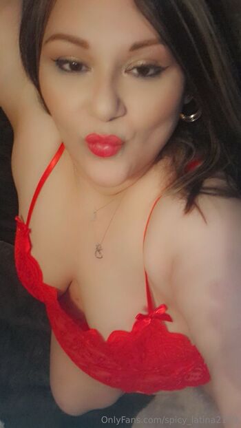 Blanc / spicy_latina2179 nude photo #2