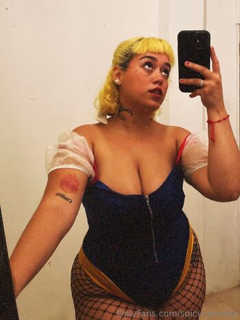 CandielyP / spicycandiely nude photo #32