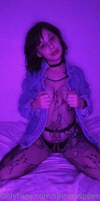 Franciell / spicyraspberry nude photo #9