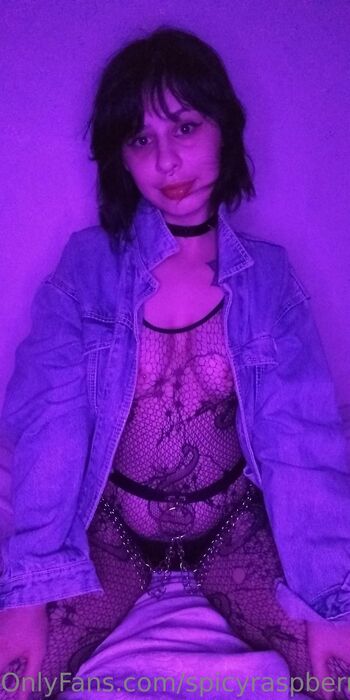 Franciell / spicyraspberry nude photo #10