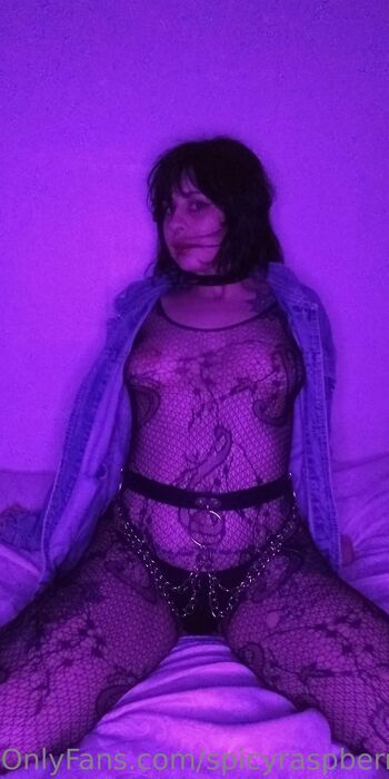 Franciell / spicyraspberry nude photo #11