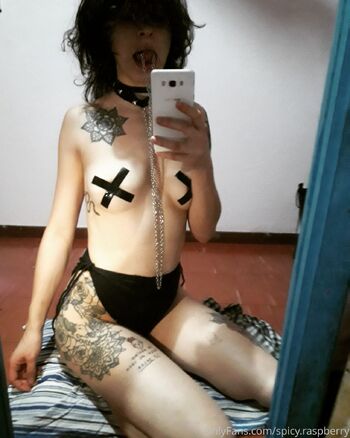 Franciell / spicyraspberry nude photo #37