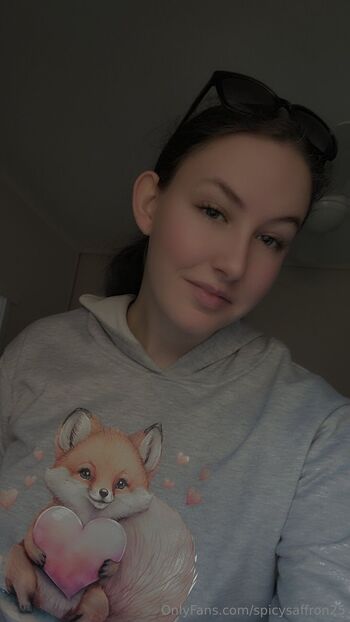 SpicySaffro / spicysaffron25 nude photo #4