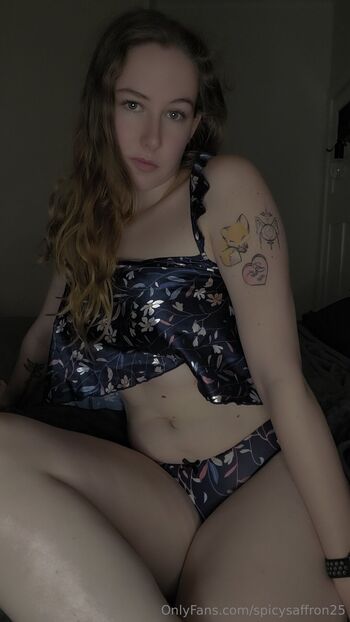 SpicySaffro / spicysaffron25 nude photo #18