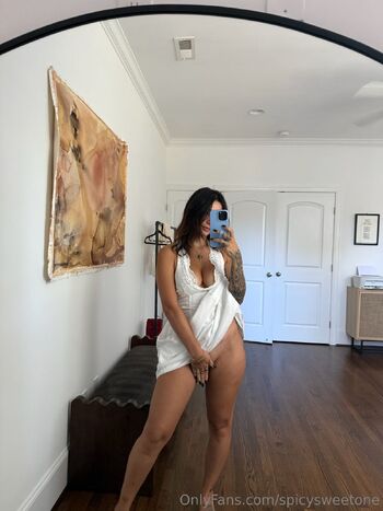 Mommy Roo (1 Mommy on OF / spicysweetone nude photo #13