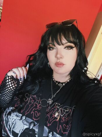 𝔰𝔭𝔦𝔠 / spicyxgf nude photo #23