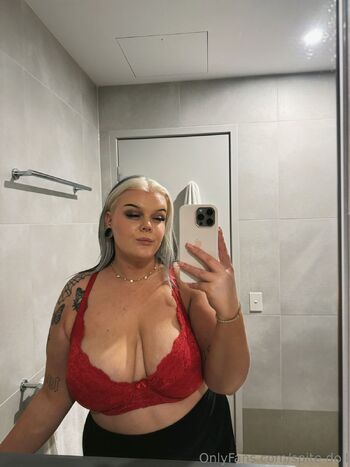 Mistress Spit / spite.doll nude photo #6