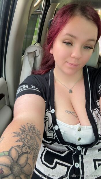 OnlyFans / spoiledddprincess nude photo #8