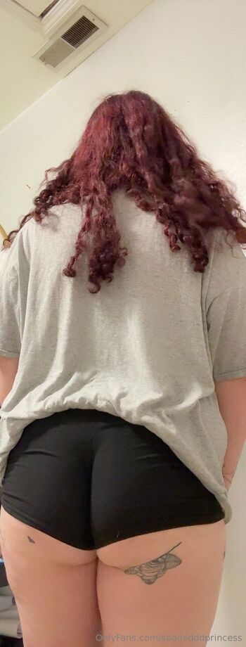 OnlyFans / spoiledddprincess nude photo #21