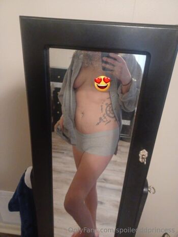 OnlyFans / spoiledddprincess nude photo #26