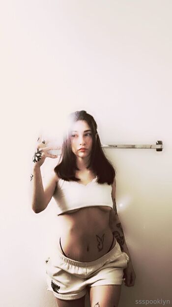 Spookly / spooklyn_on_of nude photo #1