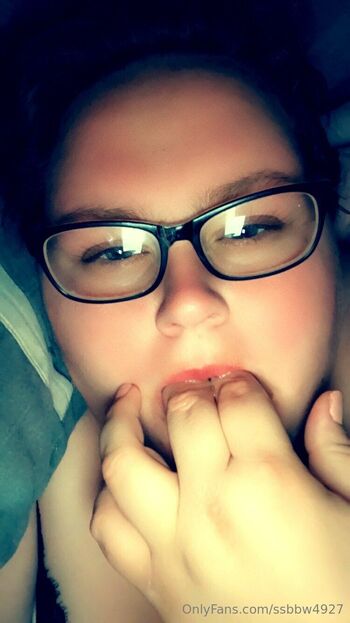 Bunnyfun111 / ssbbw4927 nude photo #7