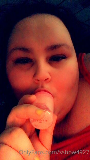 Bunnyfun111 / ssbbw4927 nude photo #21
