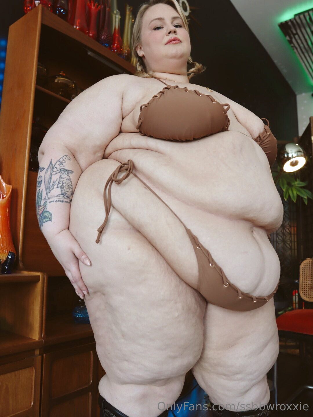 Supersized Roxxi / ssbbwroxxie / roxxieyo2 nude photo #31