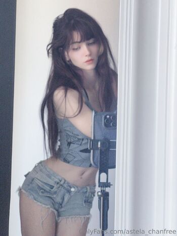 OnlyFans / stacypinki nude photo #17