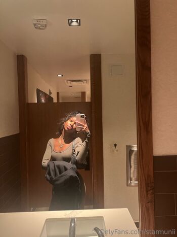 Star / starmunii nude photo #2