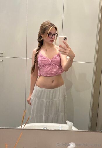 Stas / stasi-ana / stasia_anaa / stasiiana nude photo #2