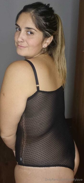 Steefy Curvy Gir / steefylove nude photo #7