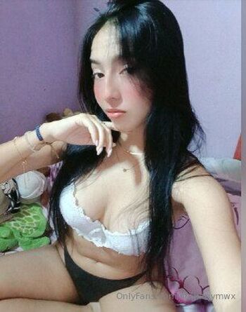 Steffany 𝐕𝐈𝐃𝐄𝐎𝐂𝐀𝐋𝐋 𝐐𝐔𝐄𝐄𝐍 / steffanymwx nude photo #5