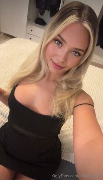 Stella / stella.sweet nude photo #1