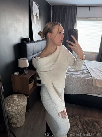 Stephanillazfre / stephanillazfree nude photo #7