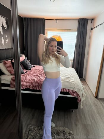 Stephanillazfre / stephanillazfree nude photo #10