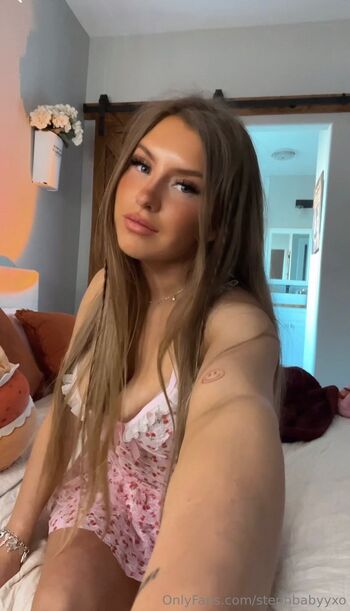 Steph Baby FREE PAGE / stephbabyyxo nude photo #26