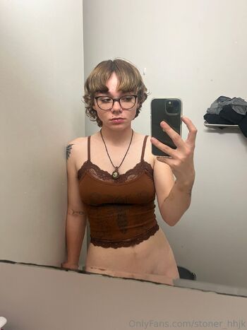 hhj / stoner_hhjk nude photo #2