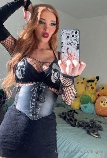 Stor / stormigee nude photo #14