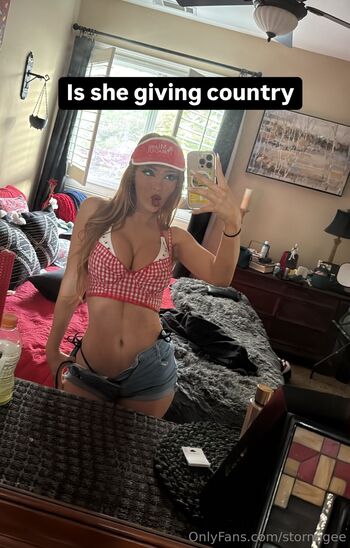 Stor / stormigee nude photo #16