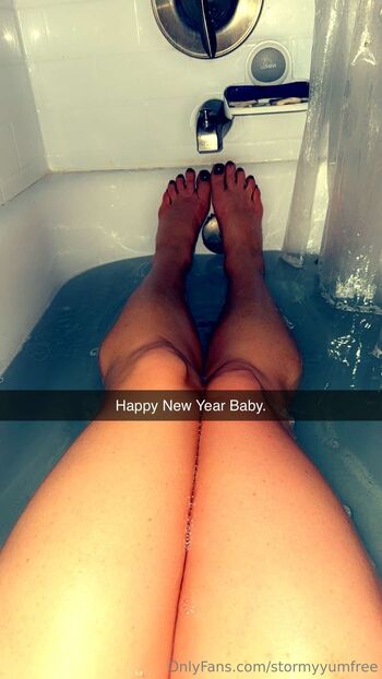 Stormy Yummy Fre / stormyyumfree nude photo #10