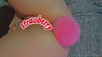 Kaylee Mare / strawbeemilk nude photo #15