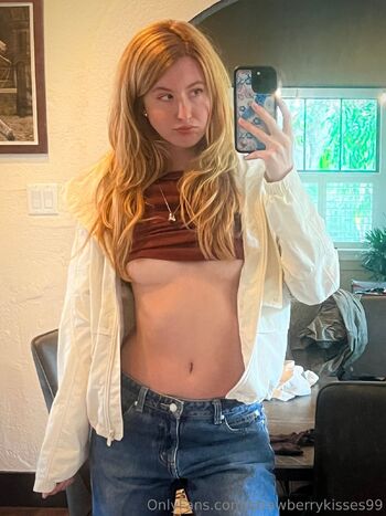 Strawberry Kisse / strawberrykisses99 nude photo #7