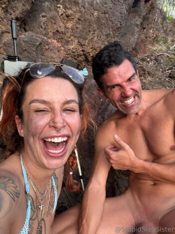 Manic Matilda / stupidstepsister nude photo #6