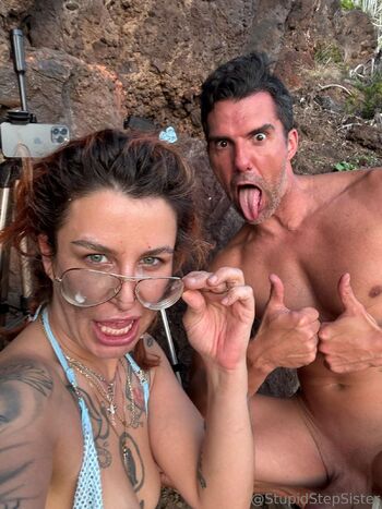 Manic Matilda / stupidstepsister nude photo #8