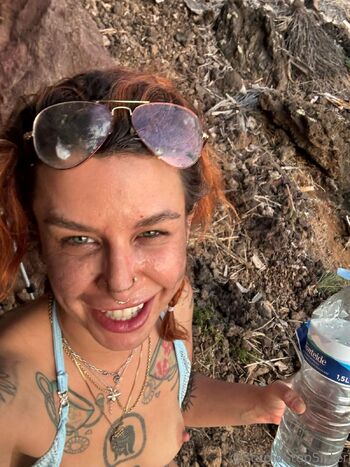 Manic Matilda / stupidstepsister nude photo #9