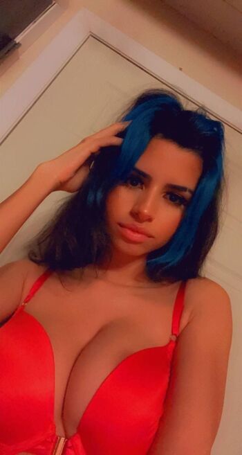 YaZzi / succubusttt nude photo #11